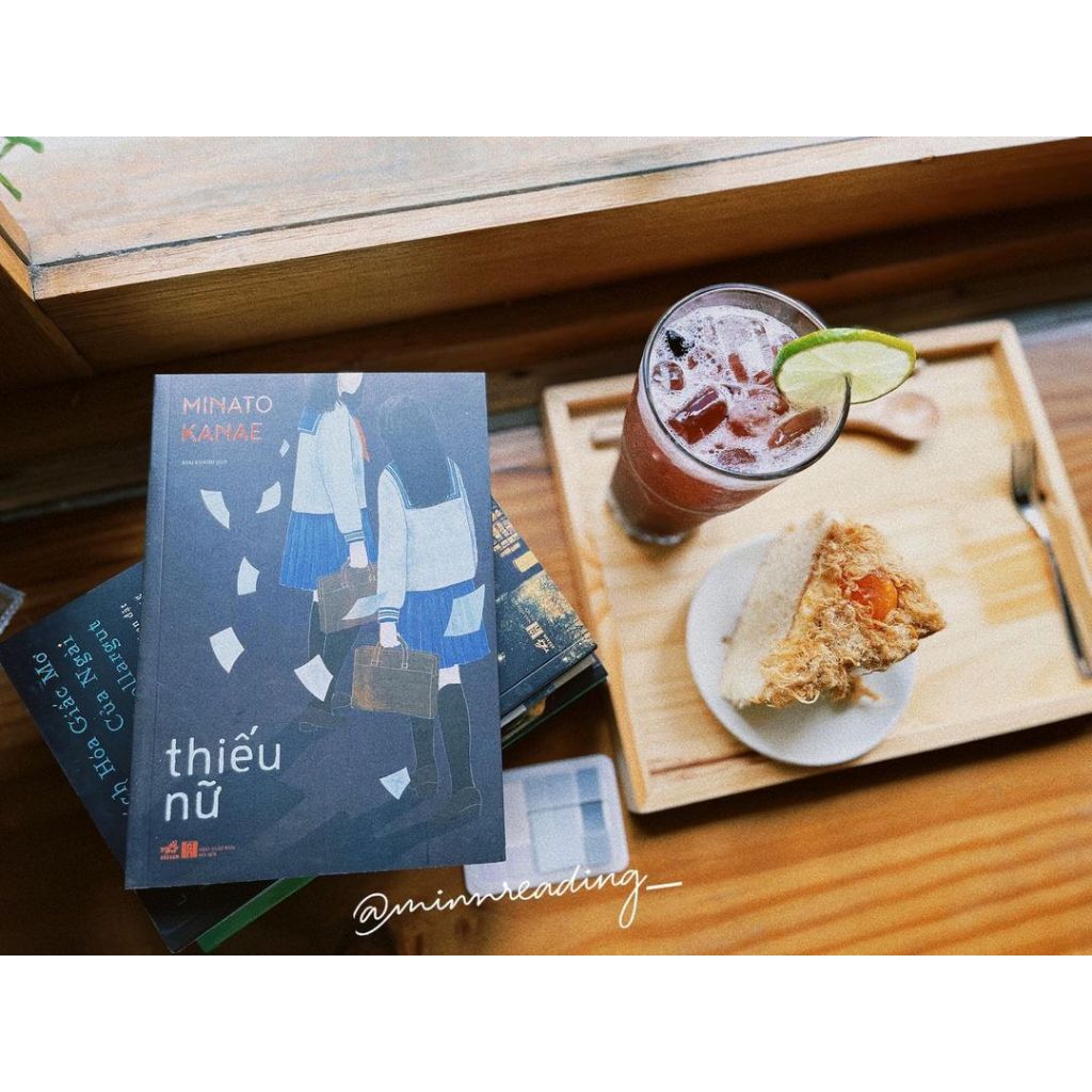 Sách - Thiếu nữ (Minato Kanae)