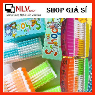 Bàn chải nhựa chà chân, giặc đồ. chà sàn có cán cầm tay chống trượt