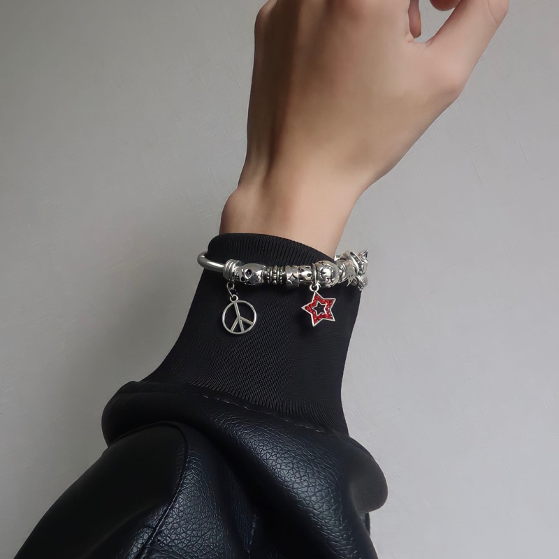 ASYLUM STAR BRACELET VÒNG ĐEO TAY BẠC