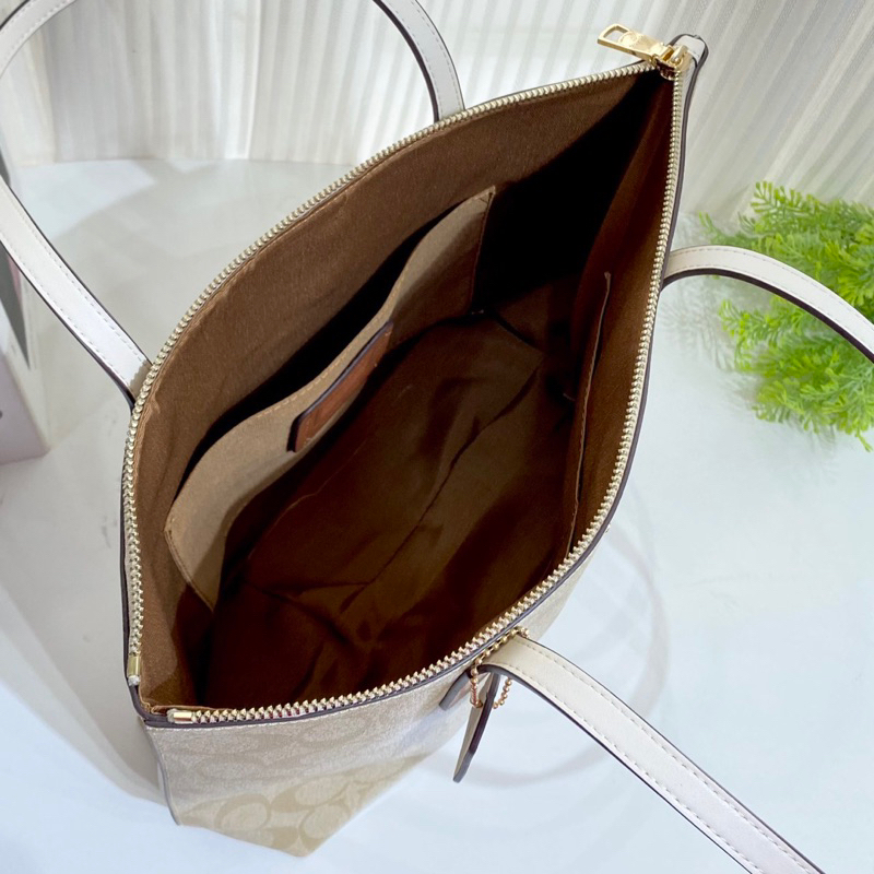 Túi coach zip tote màu mới