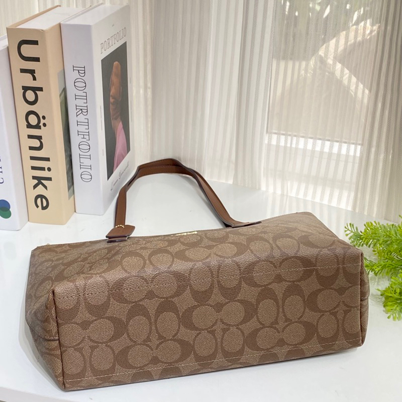 Túi coach zip tote mẫu mới