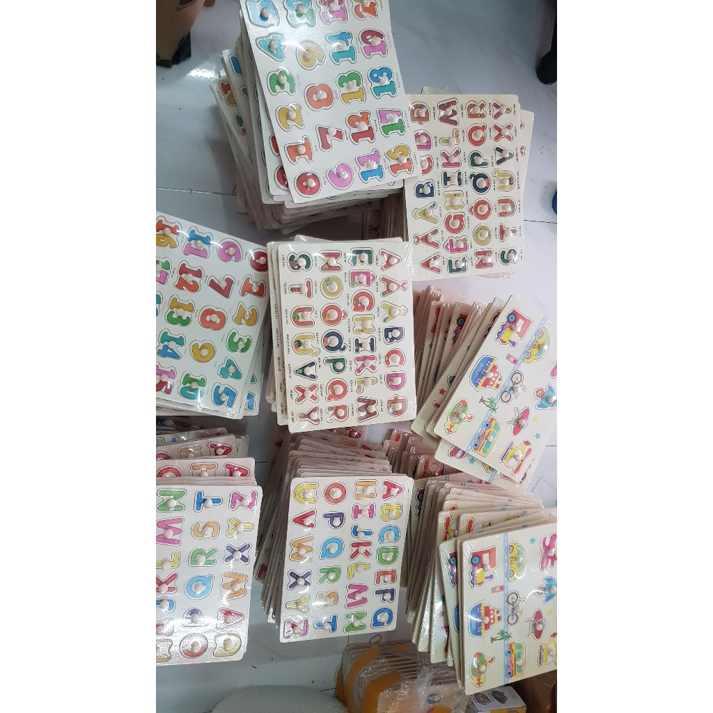 Combo 5 bảng núm gỗ ngẫu nhiên  tặng kèm hộp đựng - Đồ chơi gỗ giáo dục