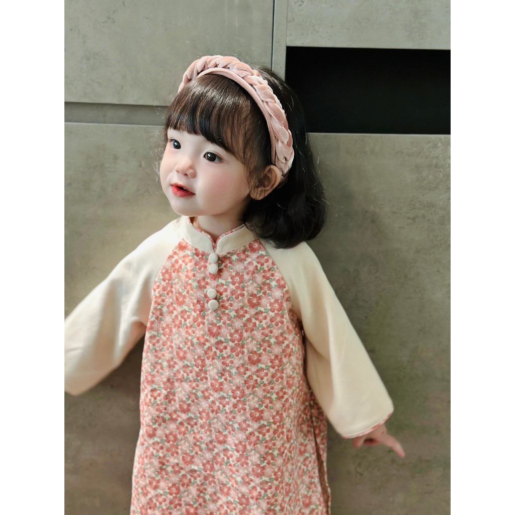 Áo dài bé gái họa tiết hoa nhí hồng tay trắng, Áo dài cách tân cổ tàu TẶNG kèm bờm chất liệu nhung tăm cho bé 10-26kg