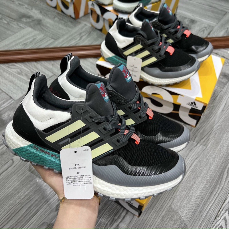 Giày Thể Thao Ultra Boost Trip đen đế xanh Nam Nữ