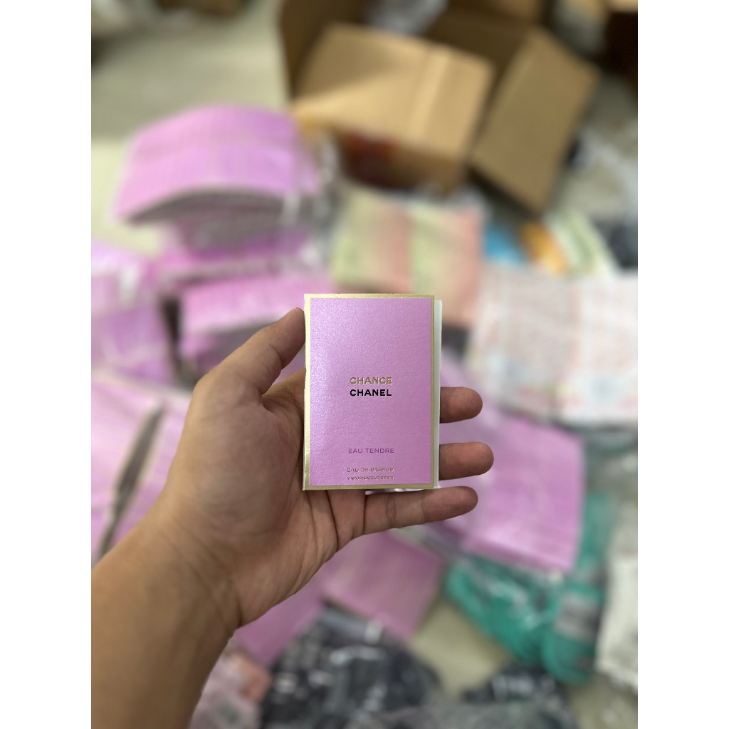 Chai nước hoa nữ 1.5ml - C hanel Chance Eau Vive