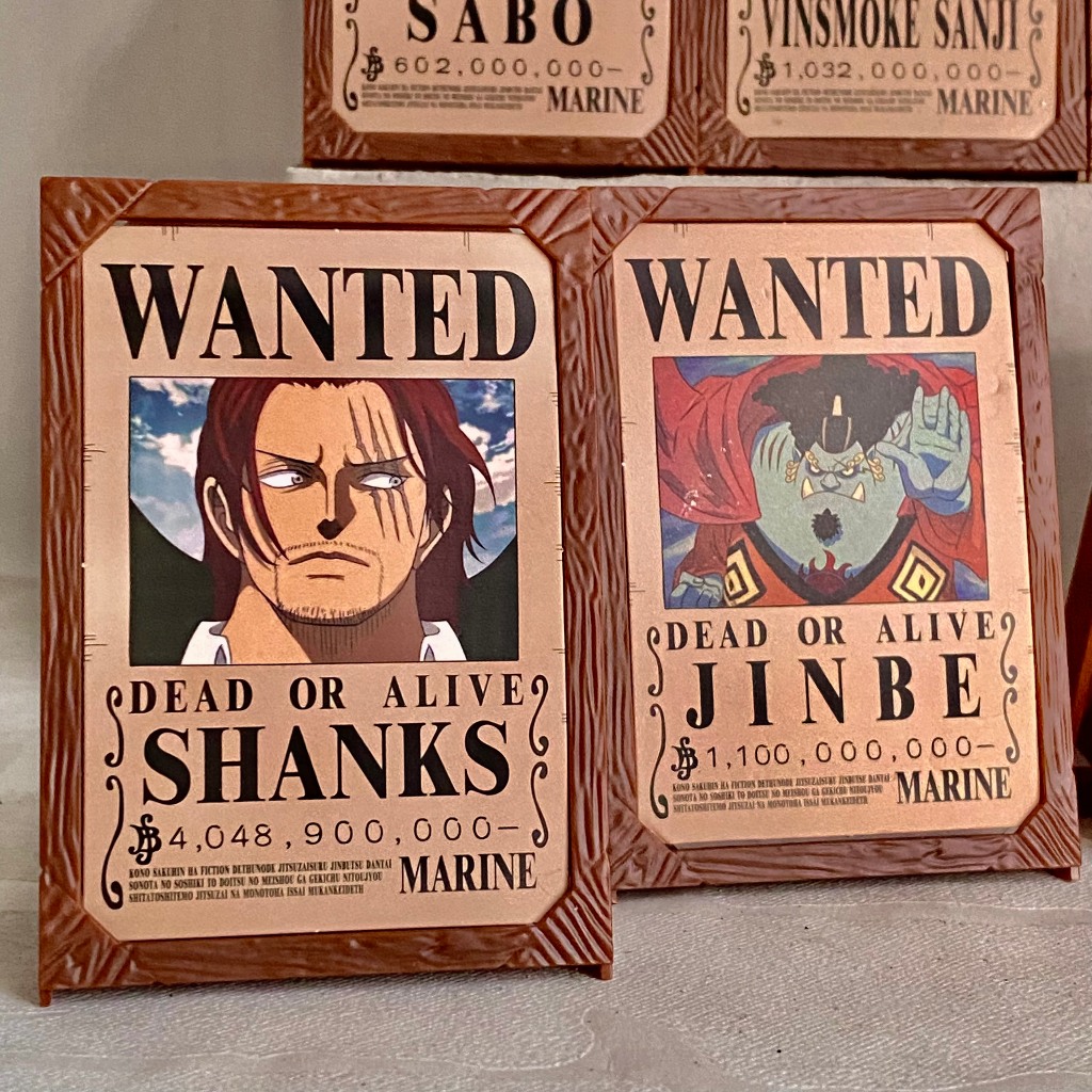 Thẻ lệnh truy nã của One Piece cao 9CM - thẻ nhựa trưng mô hình - ảnh truy nã Luffy - shanks