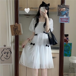 Đầm xòe tay phông tiểu thư đính nơ