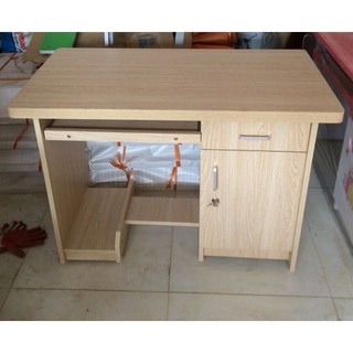 Bàn vi tính dài 1m và 1m2