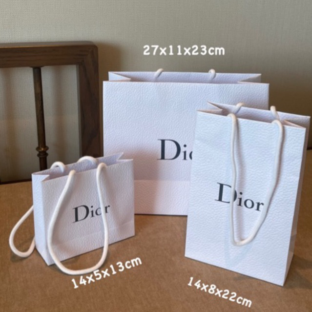 Túi giấy Dior chính hãng đủ size