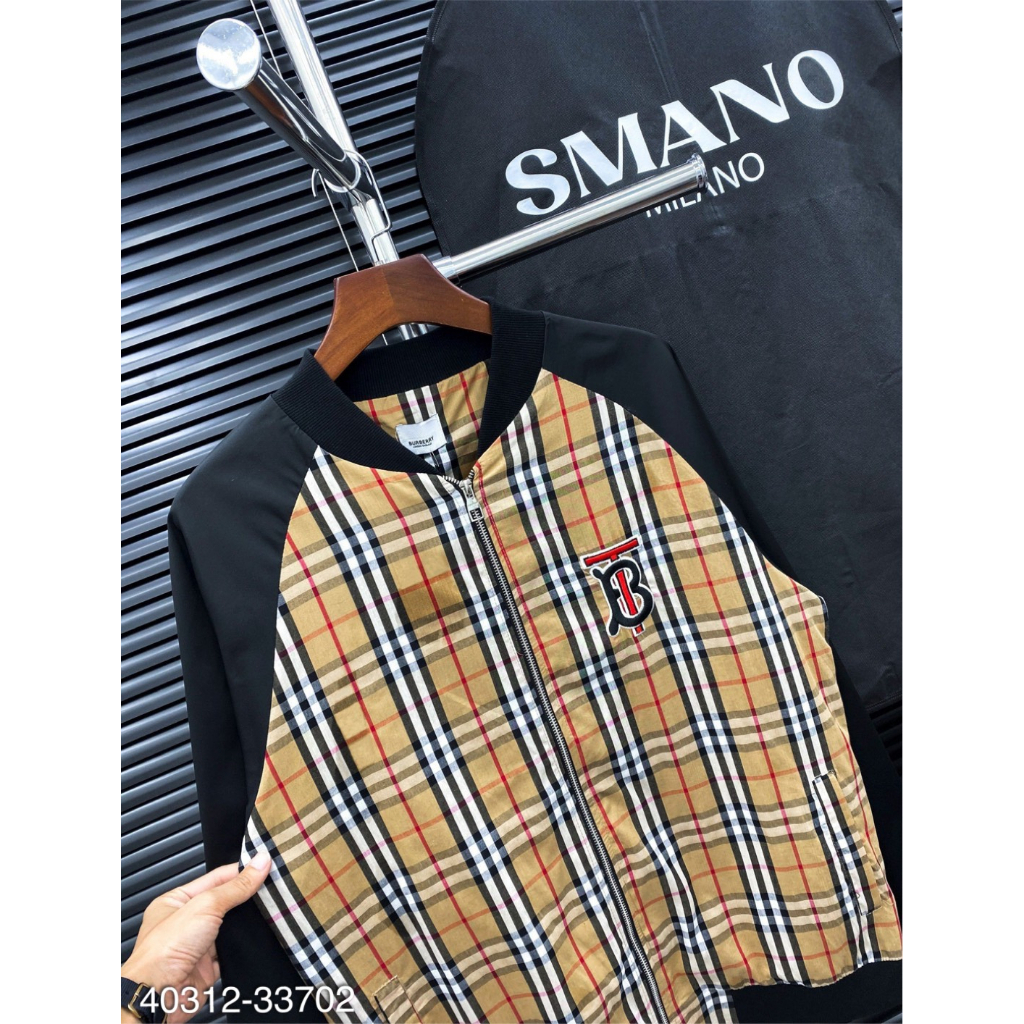 Áo khoác bomber nam nữ thân kẻ thêu chữ TB siêu hot HARIQUEEN