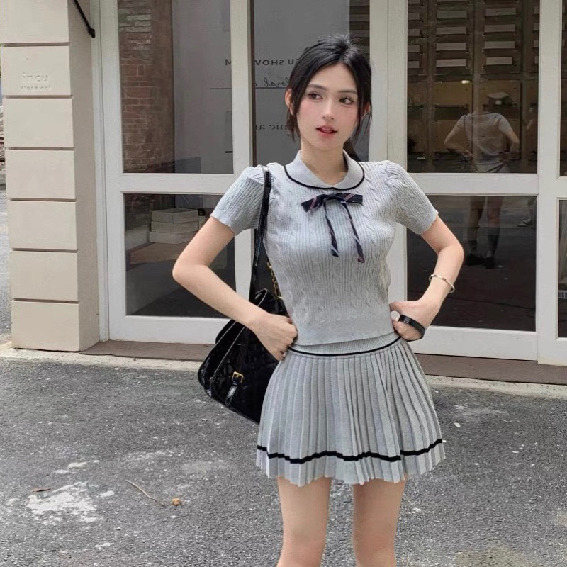 Quini.store - Set Áo + Chân Váy Len Nơ Xinh