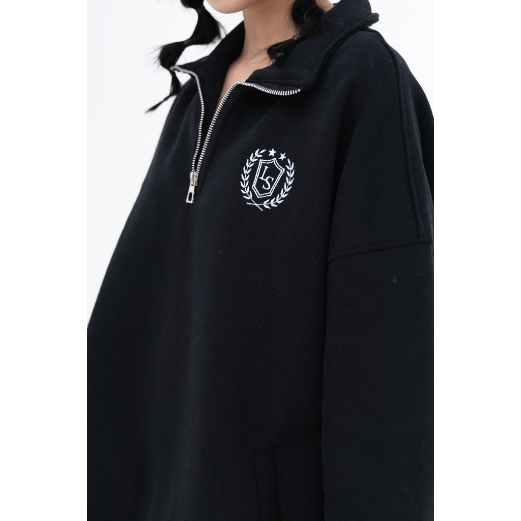 Áo nỉ sweatshirt cổ polo thêu ngực Lolliemade TKP192 LOLLIE STUDIO