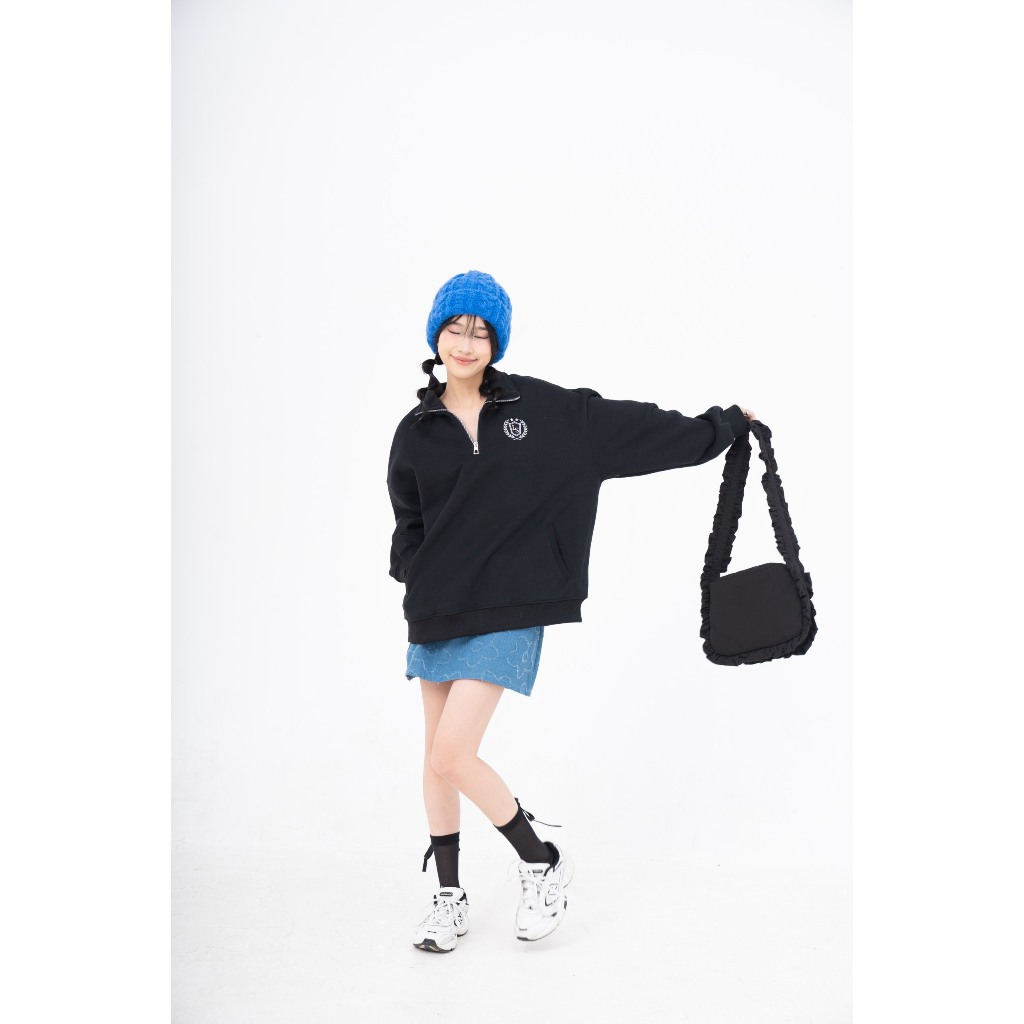 Áo nỉ sweatshirt cổ polo thêu ngực Lolliemade TKP192 LOLLIE STUDIO