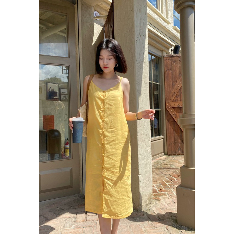 Đầm hai dây linen gài nút trước