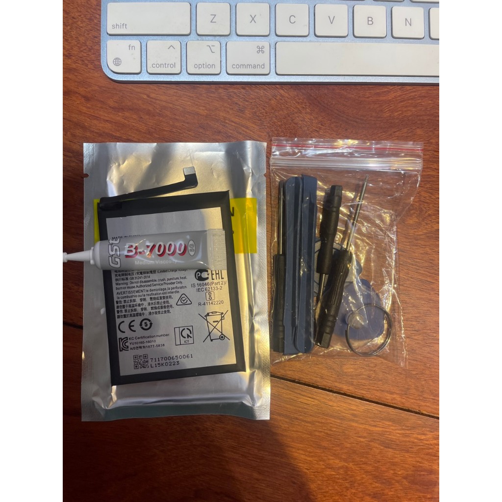 Pin Xiaomi Mi 11 Lite / Mi 11 Lite 5G pin BP42 4250 mAh tặng bộ sửa và keo dán b7000.