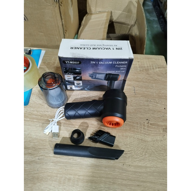 Máy hút bụi không dây TOMURA dùng cho ô tô có vòi hút 2 trong 1 , cầm tay , chế độ hút cao .