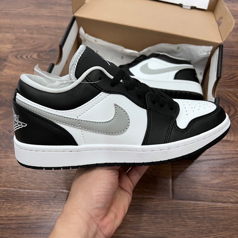 Giày Sneaker V3 Đen Trắng - Chất Lượng Cao