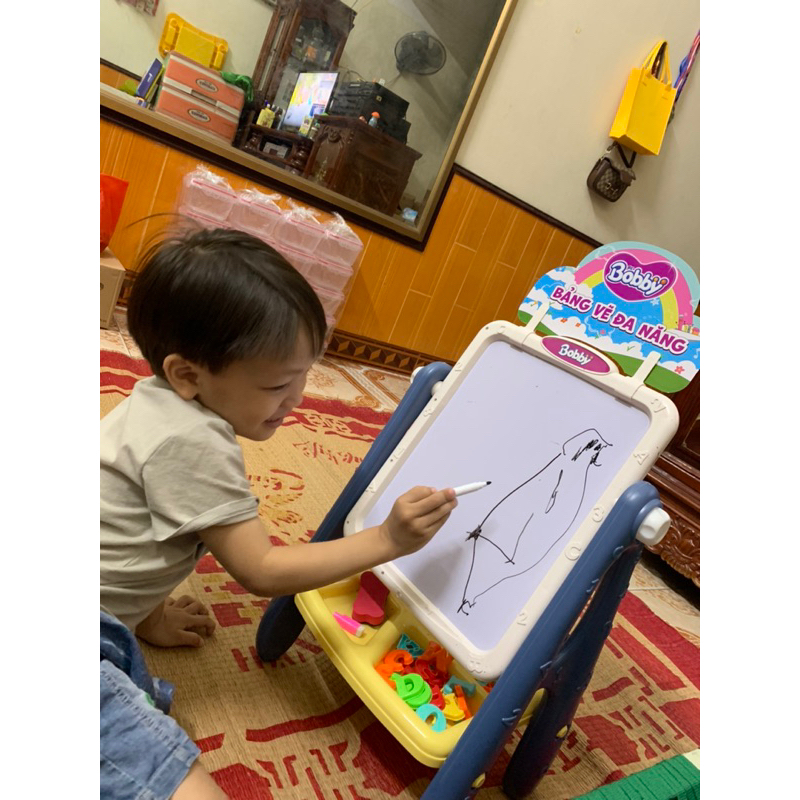 Bảng vẽ quà tặng bobby