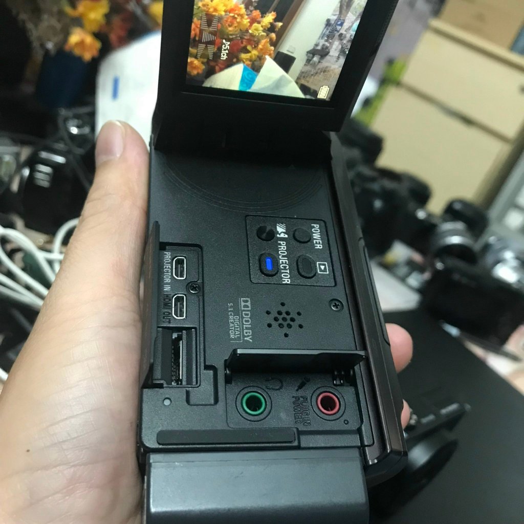 Máy quay phim Sony HDR PJ540 chống rung 5 trục có wifi