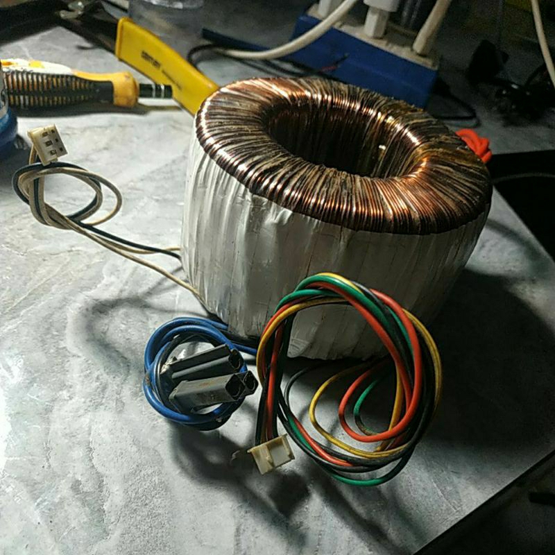 Biến áp xuyến ampli