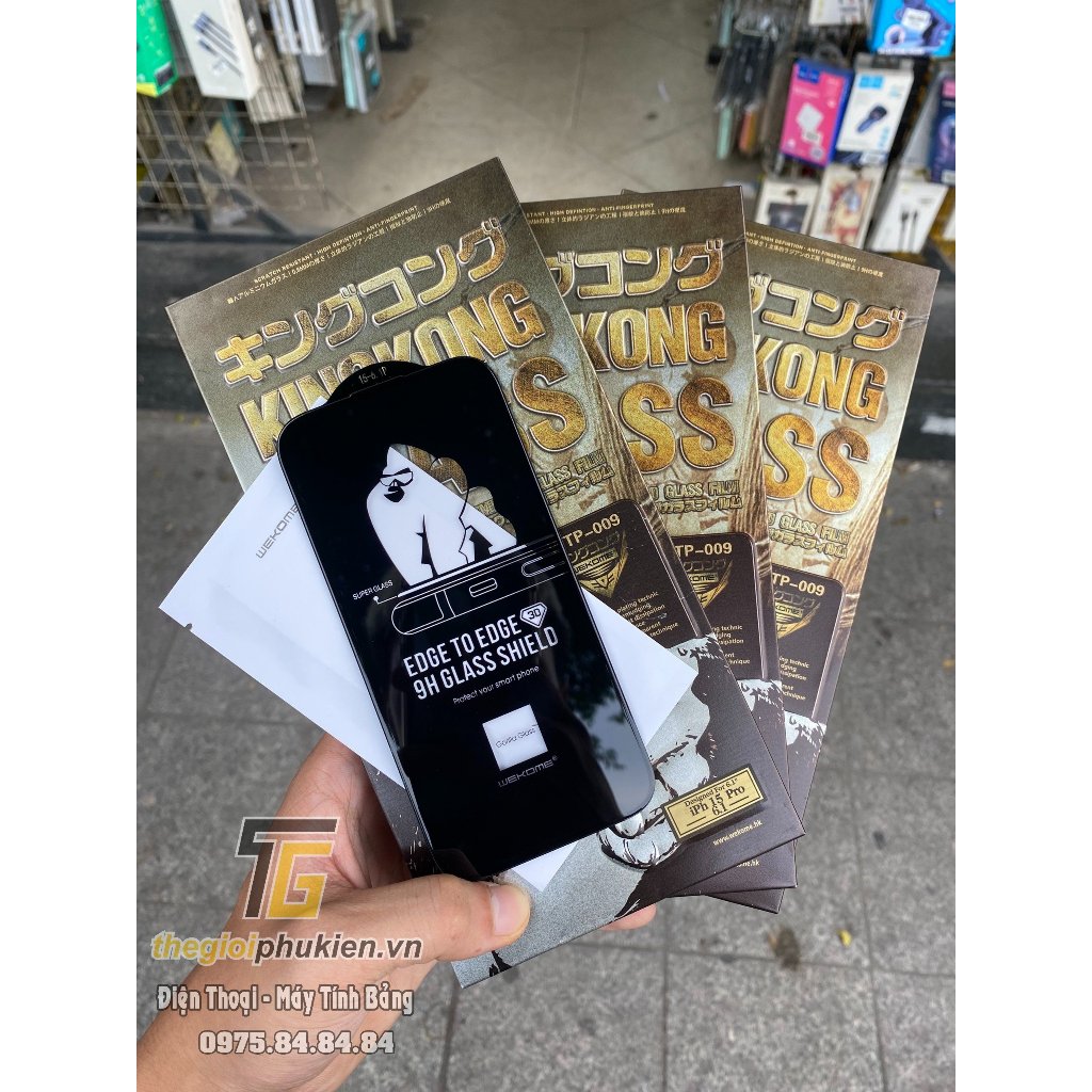 Tấm kính cường lực full màn hình iPhone 15 Pro Max chính hãng WEKOME hộp kim loại