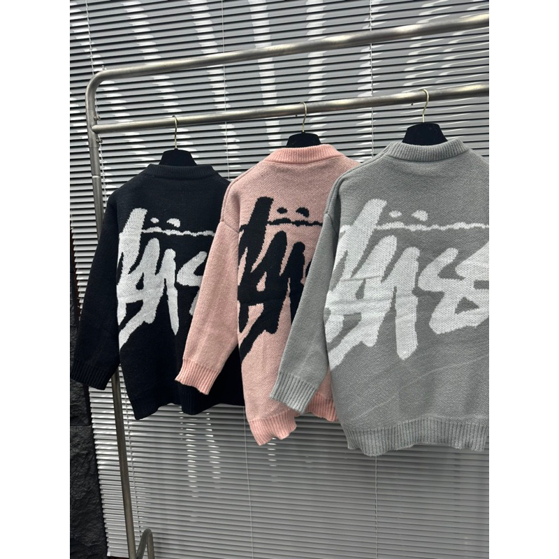 Áo len stussy hoạ tiết chữ ngang đơn giản,áo stussy vải len hoạ tiết chữ stussy trắng ngang ngực phong cách boy phố