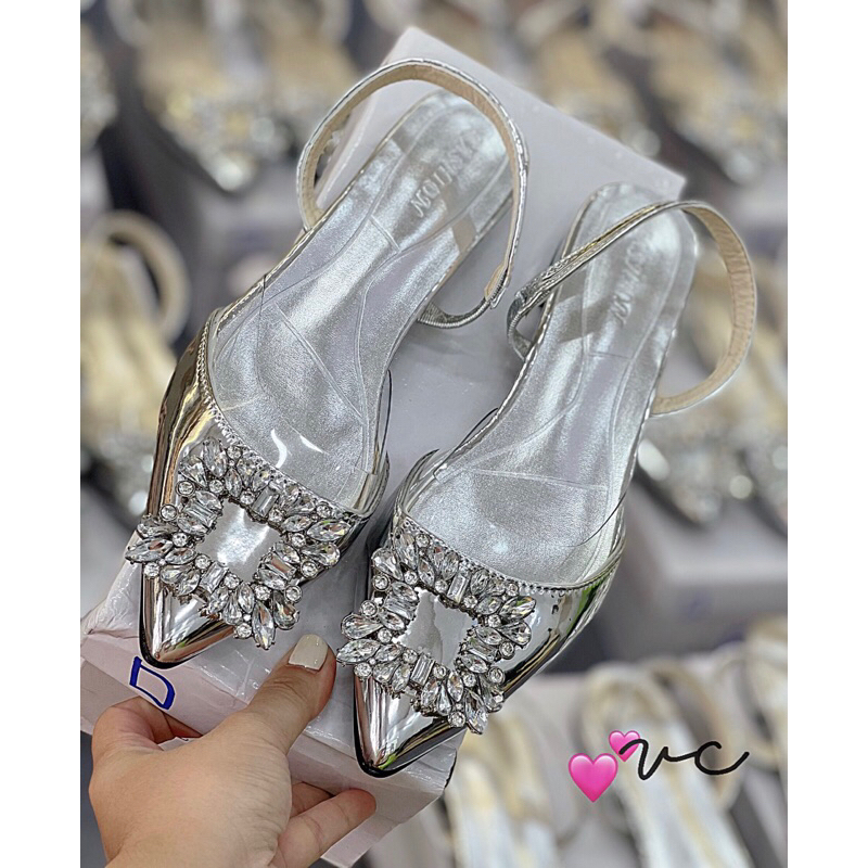 Sandal bệt bạc khoá đá QCCC fullbox