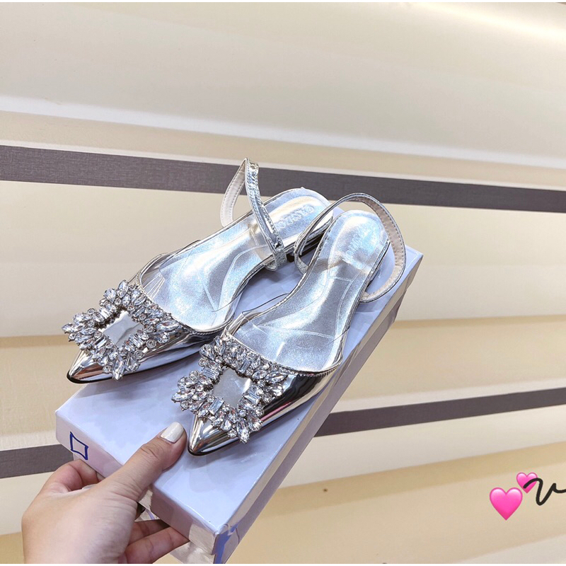 Sandal bệt bạc khoá đá QCCC fullbox