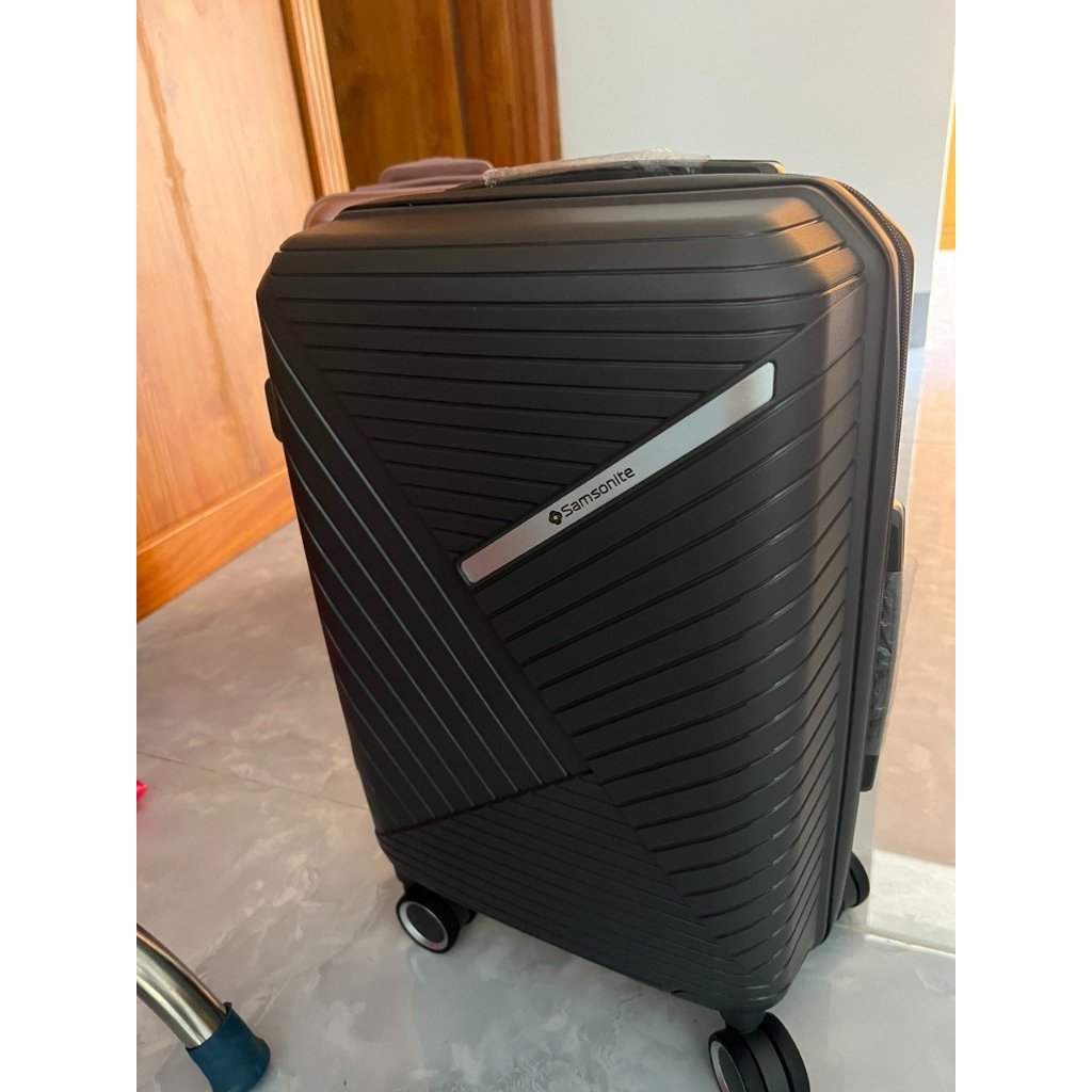 VALI SAMSONITE MỸ CARBON 2 (20/24/28 inch), ((bảo hành trọn đời 1 đổi 1 bể vỡ khóa TSA )) tặng bọc +gối+thẻ