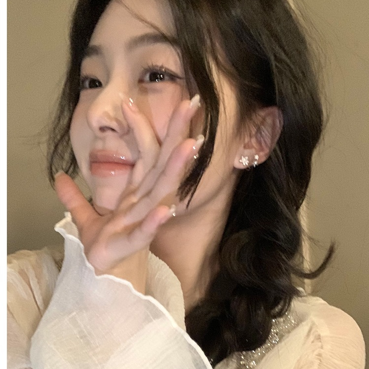 Bông tai ngôi sao đính đá kim cương nhân tạo nữ