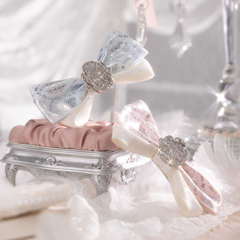 Phụ kiện Flower Knows