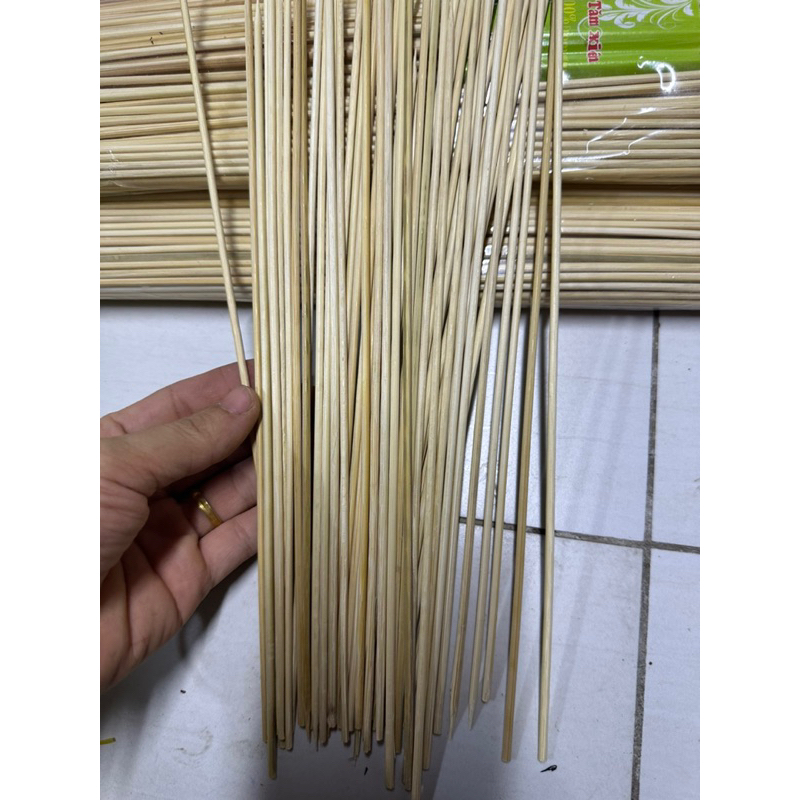 100 Tăm xiên tre - Que xiên thịt, xúc xích dài 30cm