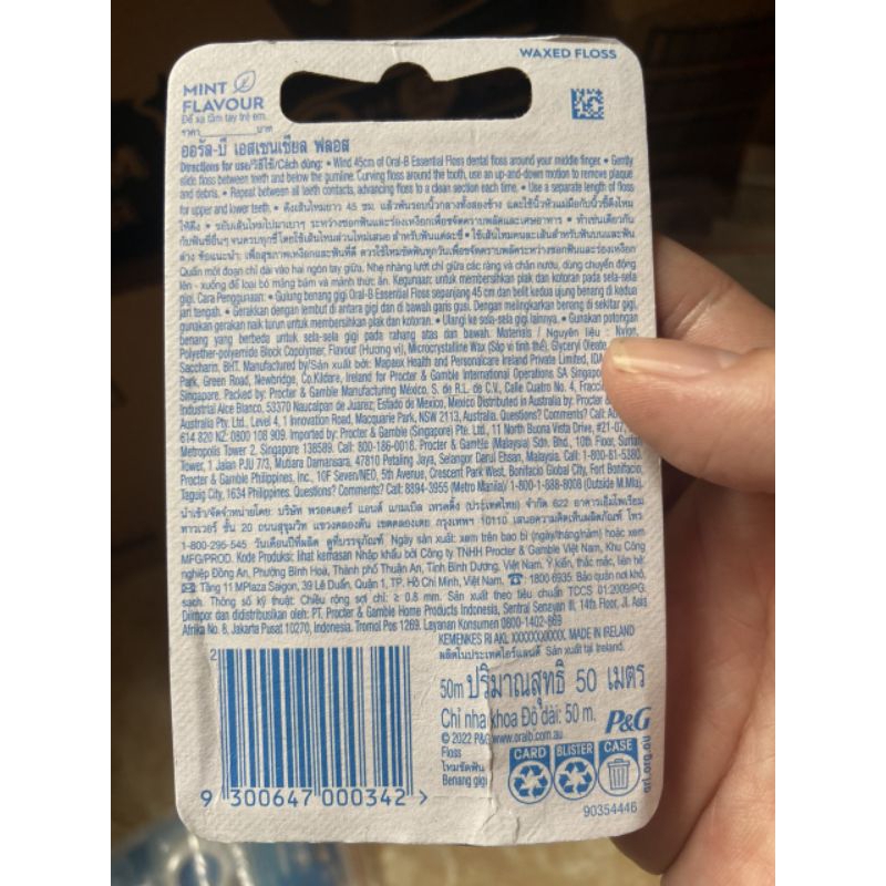 Chỉ Nha Khoa Oral B Essential Floss 50m