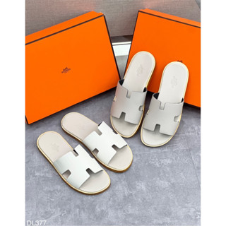 Dép lê nam quai ngang HM da Pu hình chữ H trơn sần đế phíp gỗ vàng nổi logo chữ ngựa boy phố