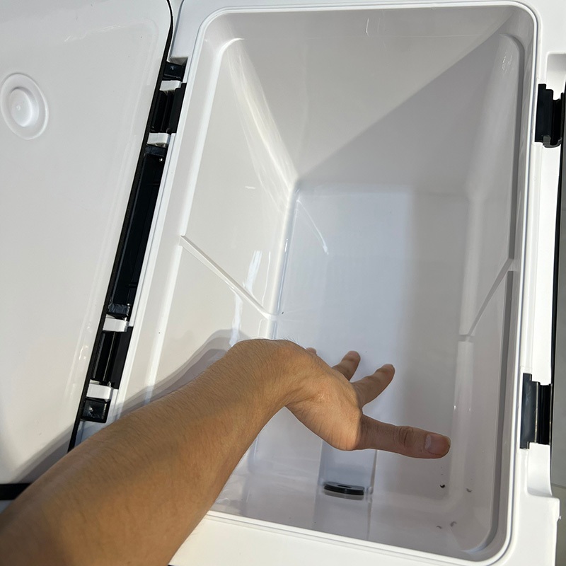 Thùng Câu Đài Mini 18L JRFISH Trọng Lượng 3kg8 Dễ Dàng Di Chuyển TC-7