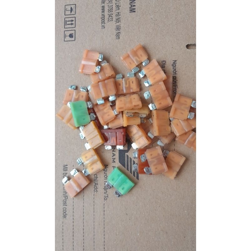 Cầu trì 30. 40A 12. 24V tháo máy