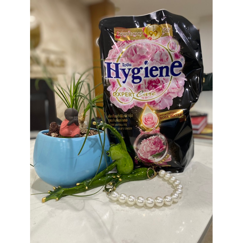 NƯỚC XẢ VẢI HYGIENE ĐEN HUYỀN BÍ 2000ml Thái lan