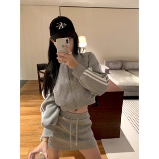 Set áo váy nỉ thể thao Quảng Châu thiết kế sọc viền trẻ trung cá tính, Set đồ nữ thu đông rẻ đẹp siêu xinh