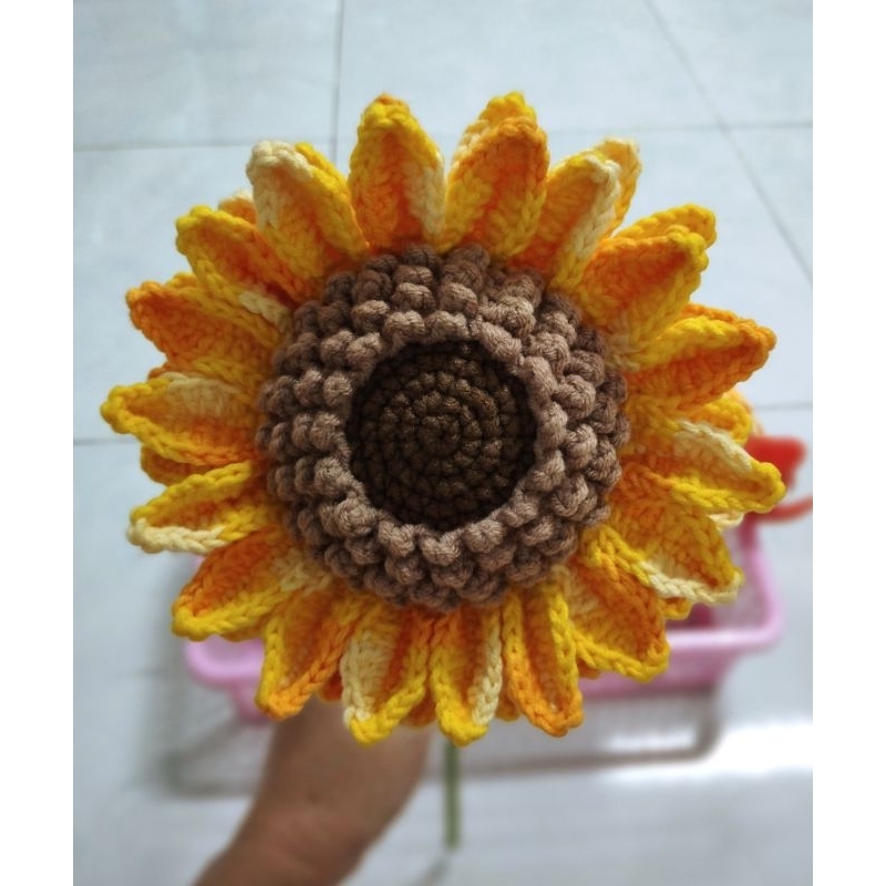 Hoa hướng dương bằng len handmade size lớn