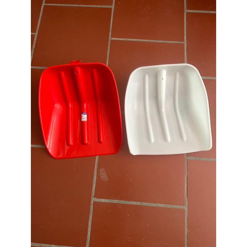 Xẻng nhựa cỡ đại siêu bền chắc ,dùng hót siêu nhanh