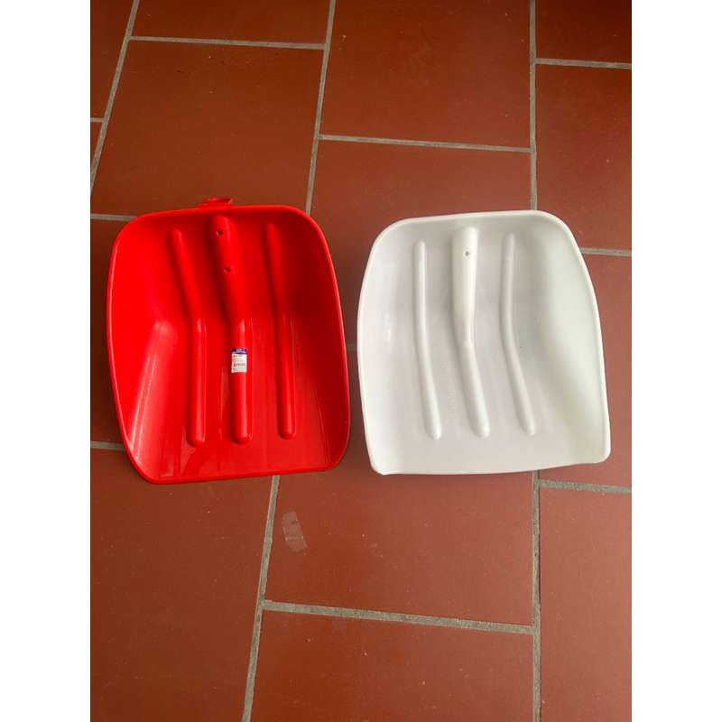Xẻng nhựa cỡ đại siêu bền chắc ,dùng hót siêu nhanh