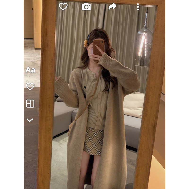 Áo cardigan len gân chất len dáng vừa logo thêu trái tim hàng chuẩn Qc loại 1 - sẵn