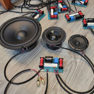Mạch phân tần loa 3 đường tiếng Bass Mid Treble chính hãng JNET, có sẵn dây chờ