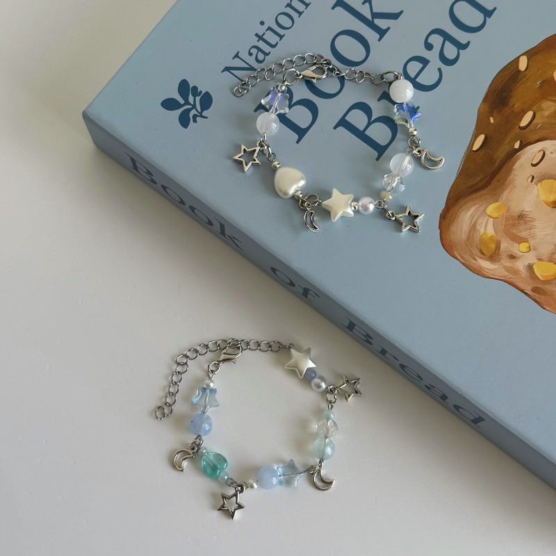 Vòng tay xâu hạt ~ 𝓸𝓿𝓮𝓻 𝓽𝓱𝓮 𝓶𝓸𝓸𝓷 𝓫𝓻𝓪𝓬𝓮𝓵𝓮𝓽𝓼 ✩₊˚.⋆☾⋆⁺₊✧