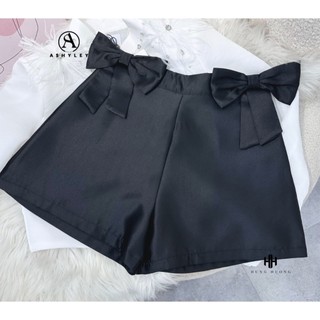 Quần short tafta 𝐀𝐒𝐇𝐘𝐋𝐄𝐘 đính nơ hai bên