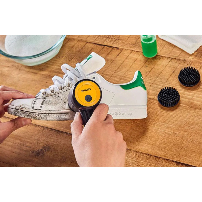 Máy Vệ Sinh Giày Philips Sneaker Cleaner GCA1000 /60 - 3 Đầu Chải - Hàng Phân Phối Chính Hãng - Bảo hành 24 tháng