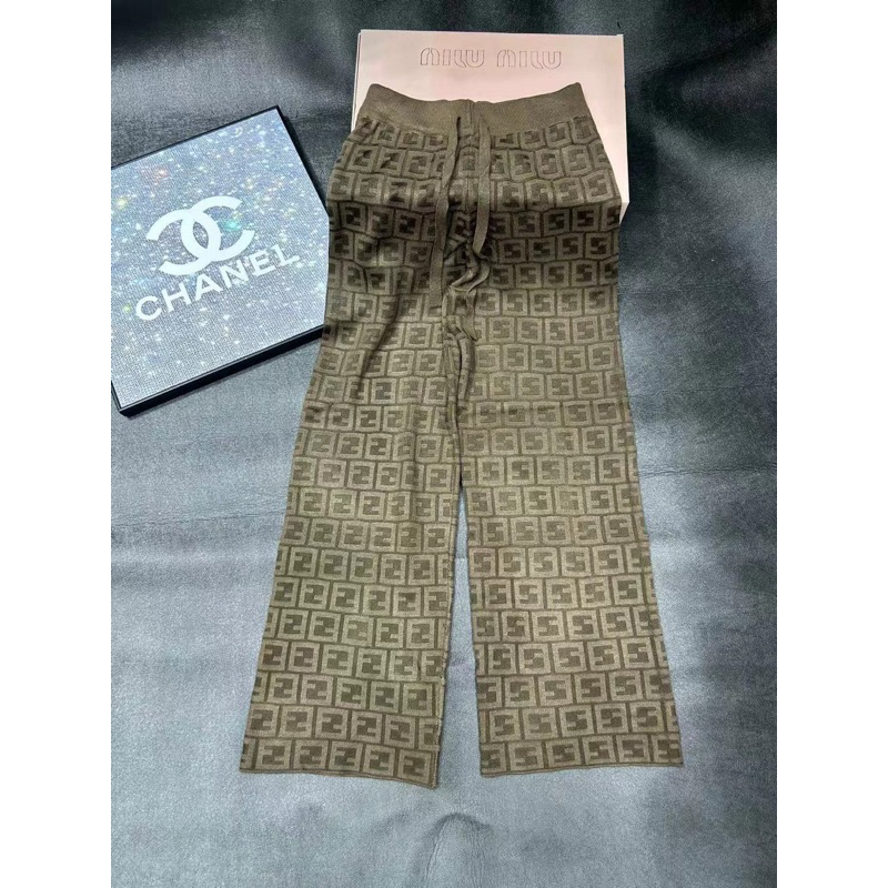 Quần len xuông dáng dài hoạ tiết QCL1
