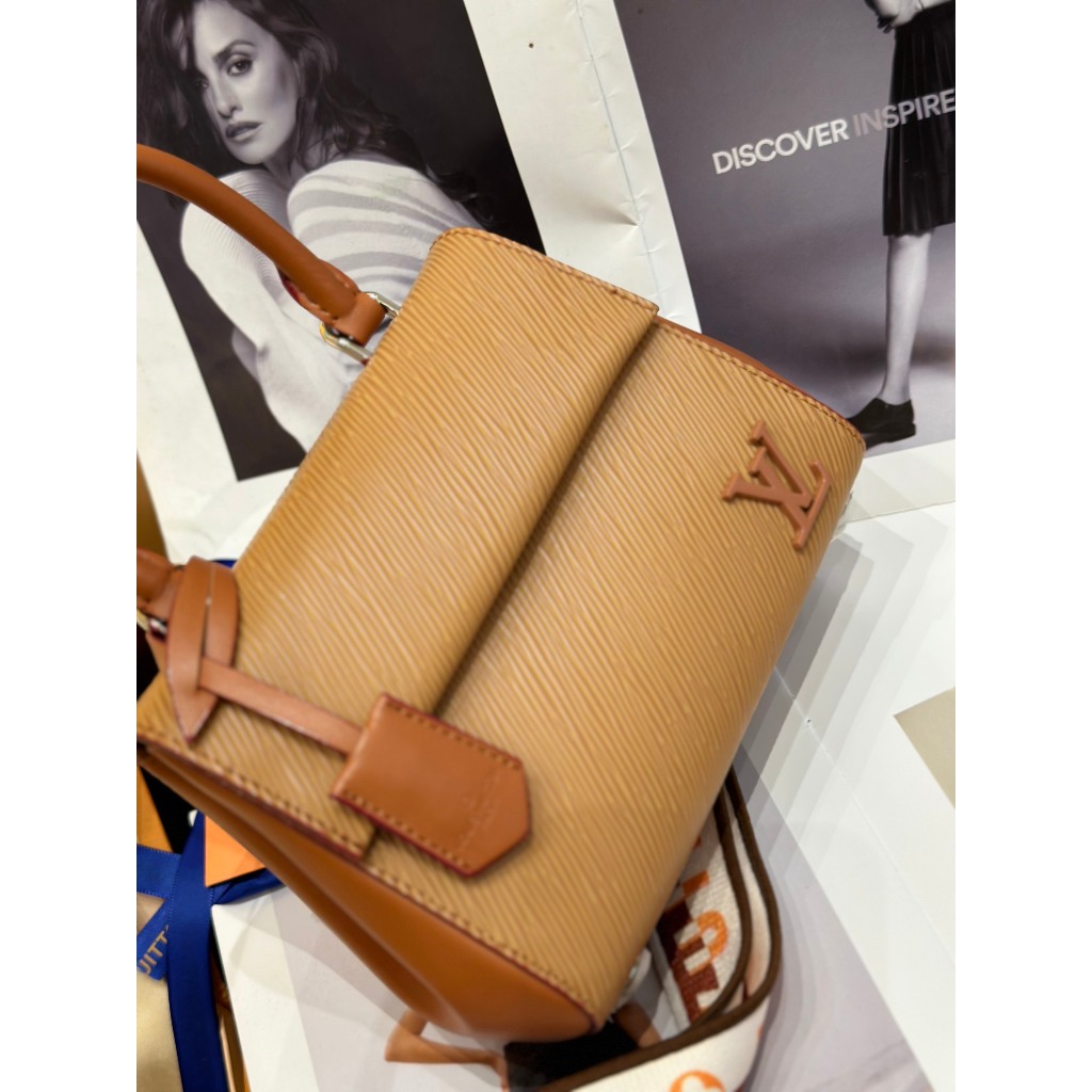 TÚI LV CLUNY BB MINI LÓT DA LỘN SZ20