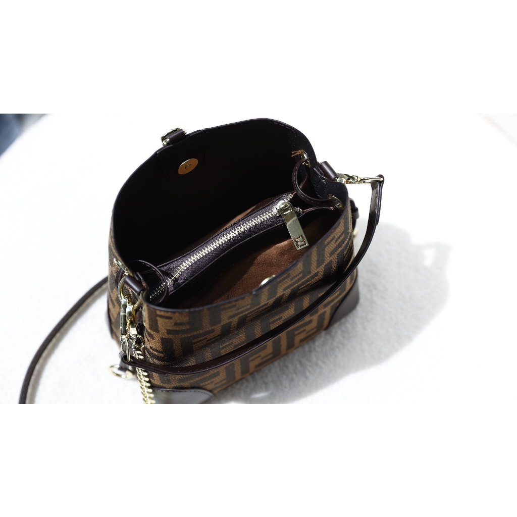 TÚI FENDI NEO SZ21