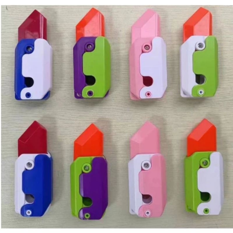 Đồ chơi  combo Cá mập + Dao carot  vô tri.